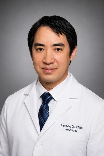 Dr. Joey Gee, board-certified neurologist, headache specialist, and medical director of Meridian Neuro